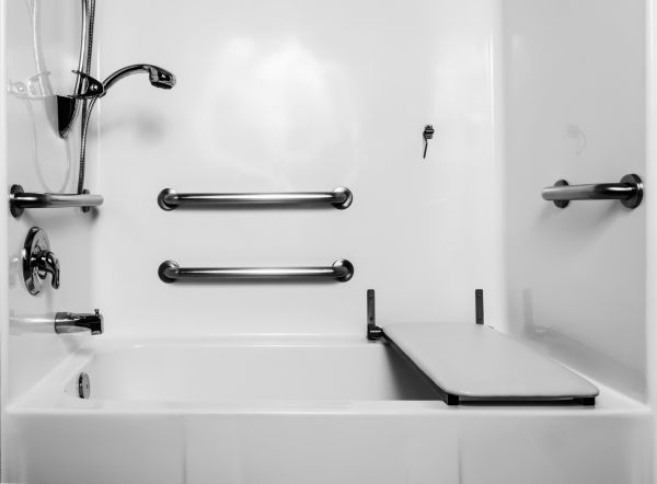 Accessible Tub Installation in Lewis Center